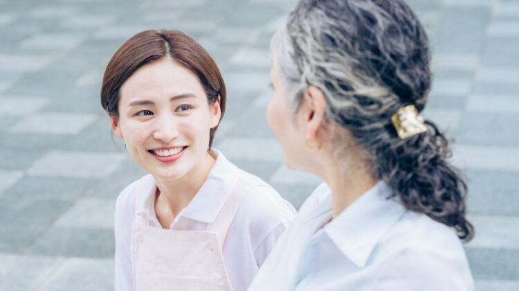 介護の現場で役立つ言葉遣いマニュアル